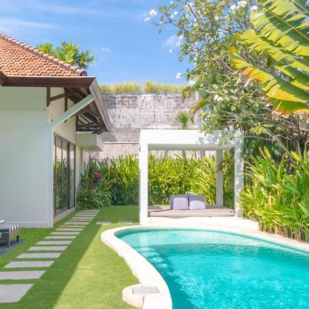 סמיניאק Villa Alice By Villa Finder מראה חיצוני תמונה