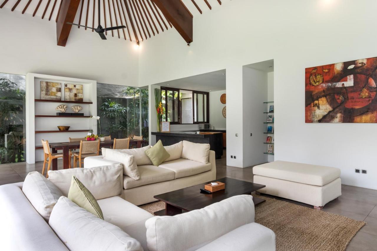 סמיניאק Villa Alice By Villa Finder מראה חיצוני תמונה