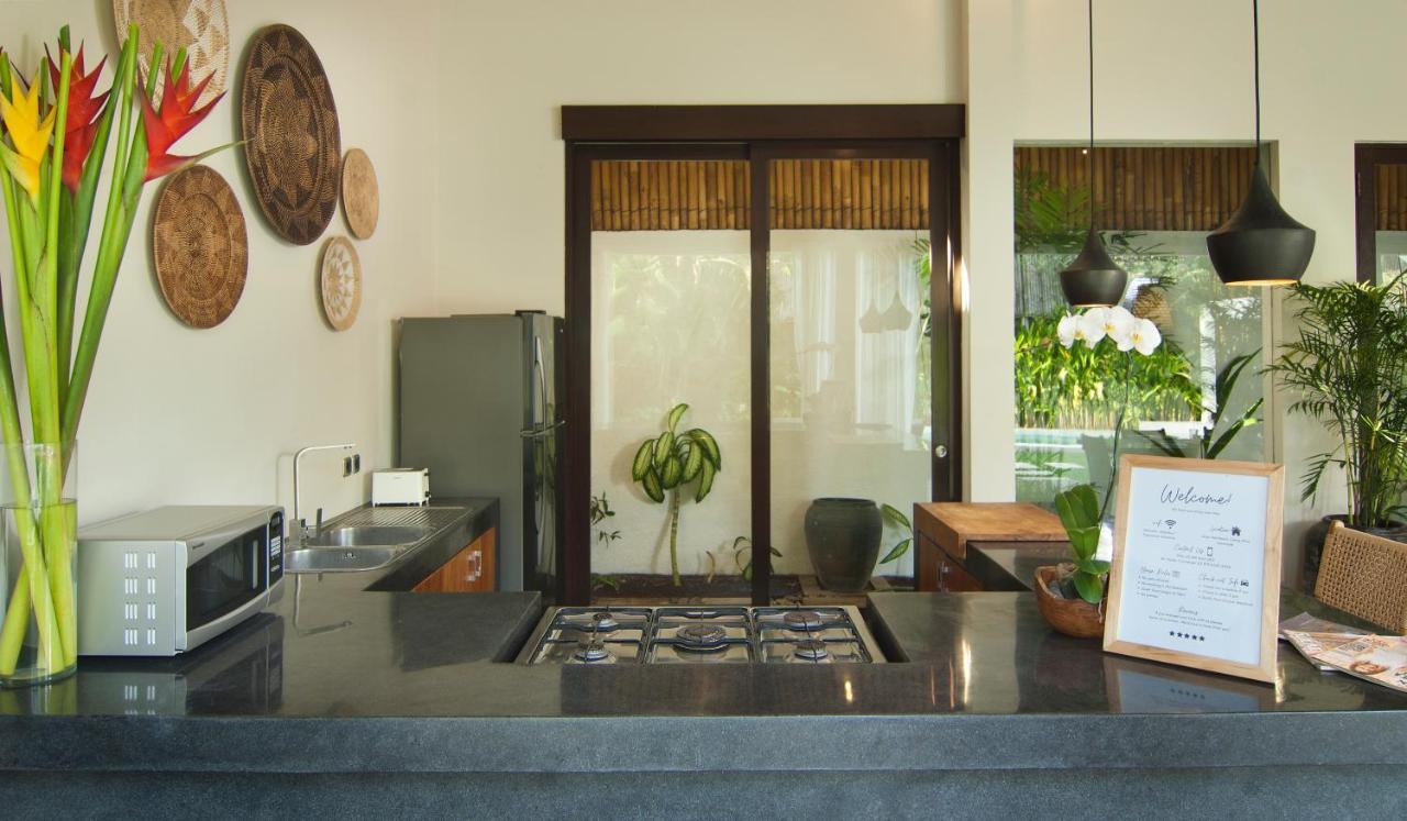 סמיניאק Villa Alice By Villa Finder מראה חיצוני תמונה