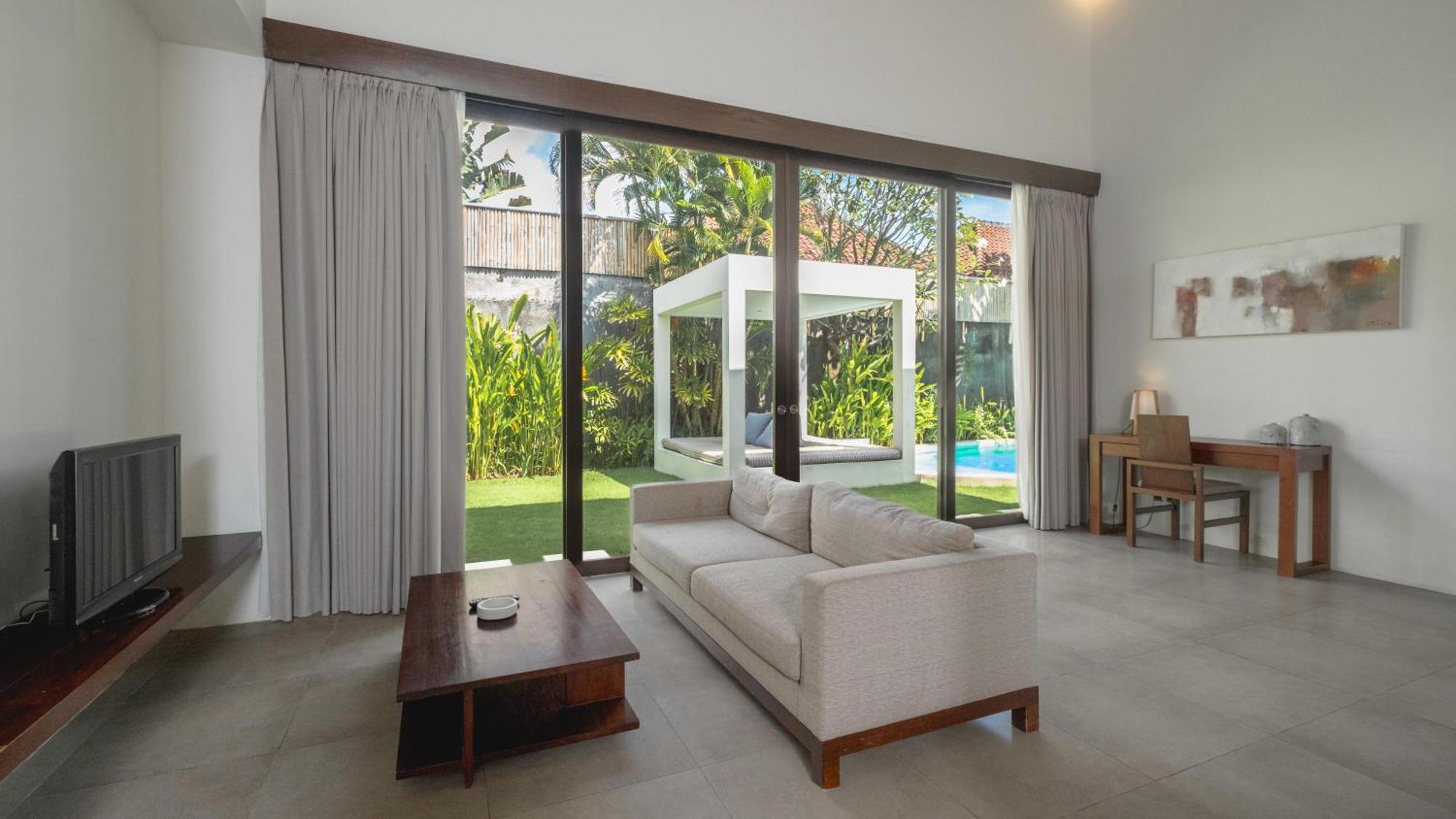 סמיניאק Villa Alice By Villa Finder מראה חיצוני תמונה